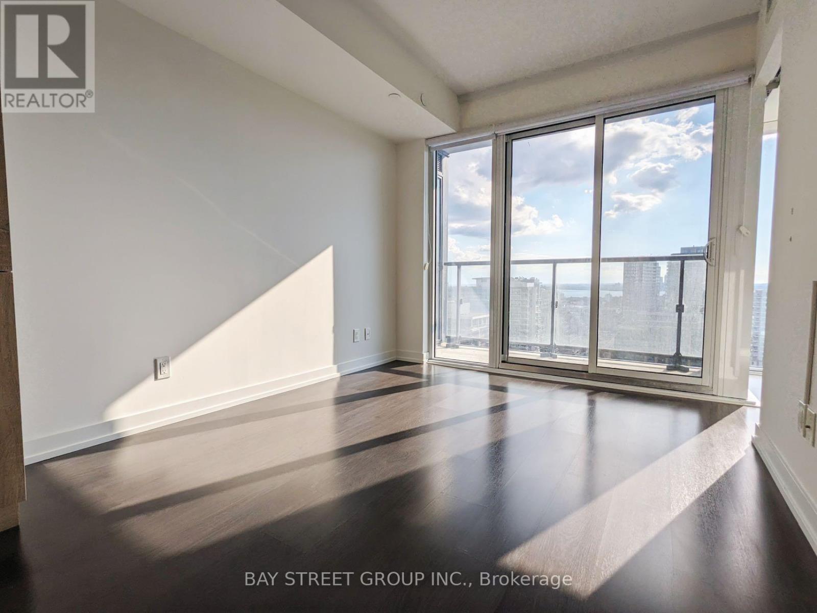 2811 - 19 Western Battery Road, Toronto, Ontario  M6K 0E3 - Photo 9 - C13542794
