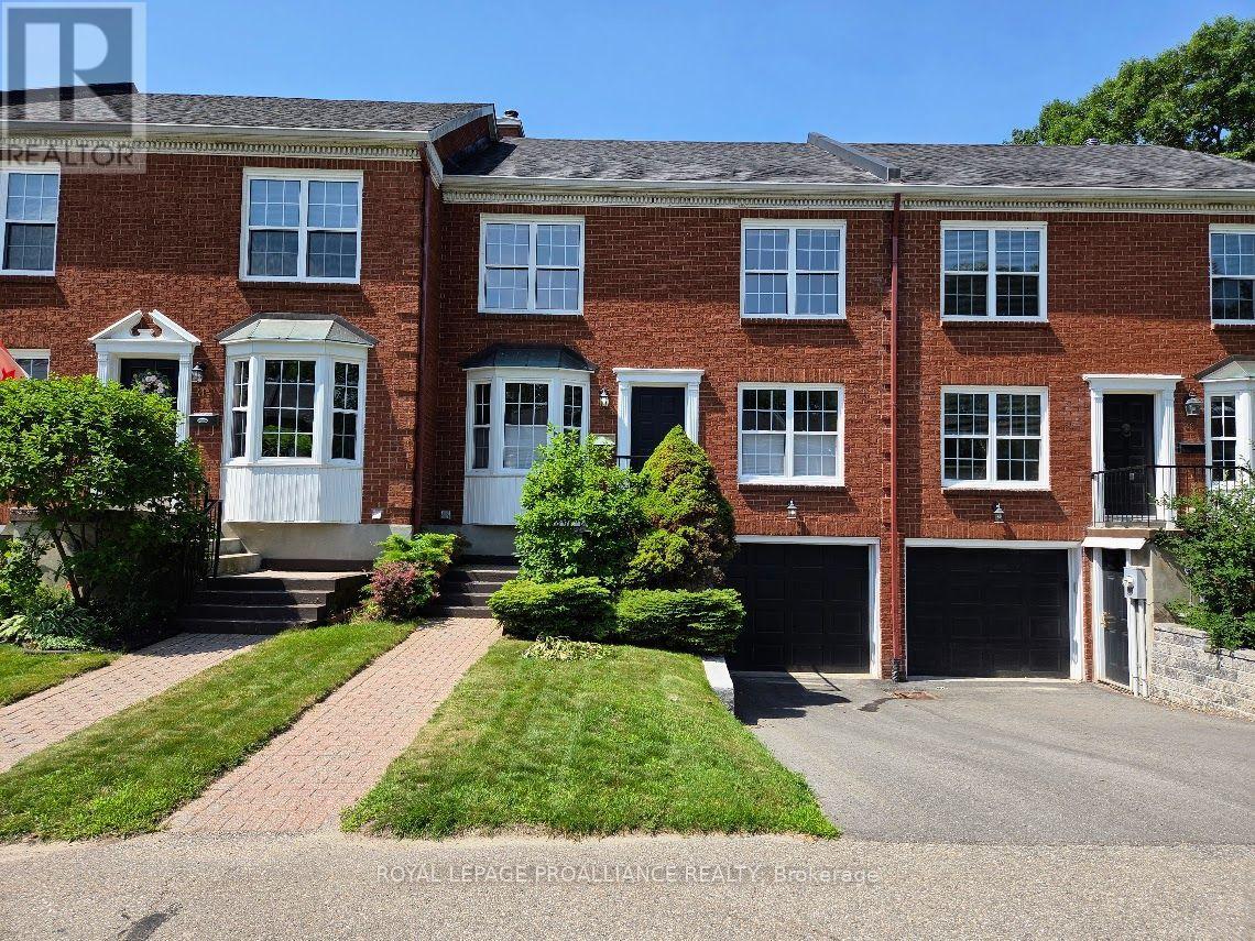 40 COUNTRY CLUB PLACE, Brockville, Ontario