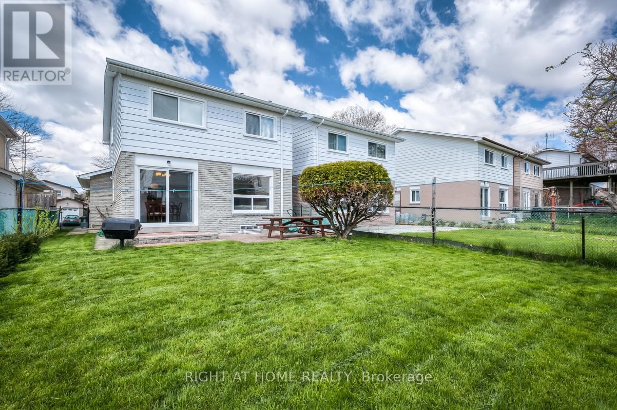 76 Ashridge Drive, Toronto, Ontario M1V 1P2 - Photo 17 - E13542706
