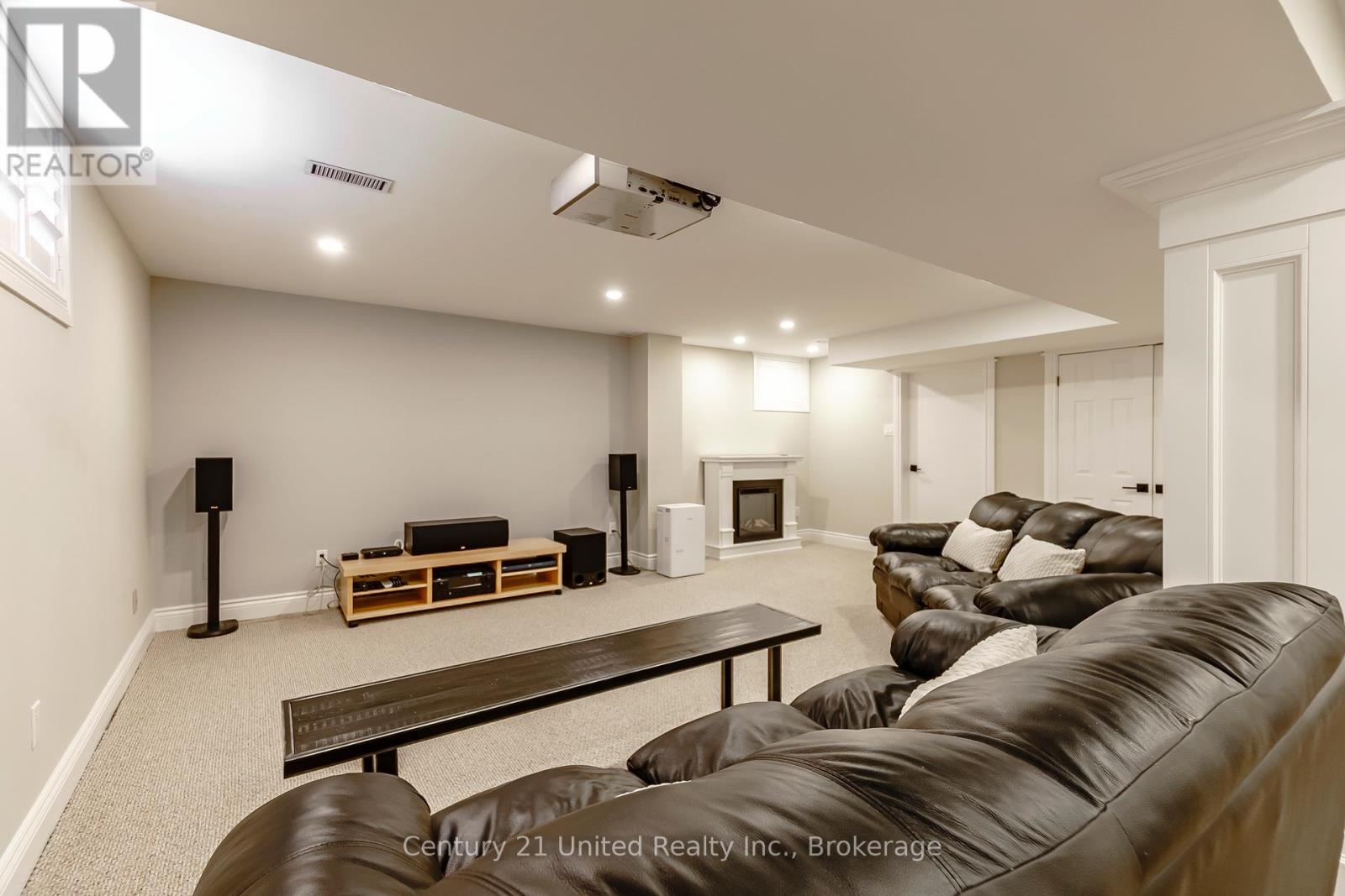 33 Oakwood Crescent, Peterborough, Ontario  K9J 1N2 - Photo 33 - X13542648