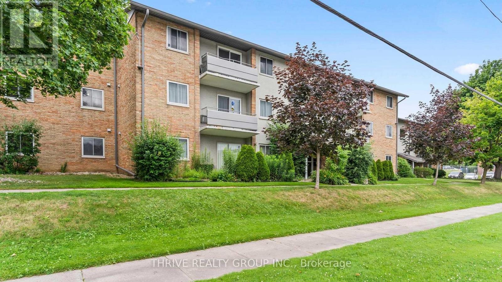 4 - 635 WONDERLAND ROAD S, London South (South M)