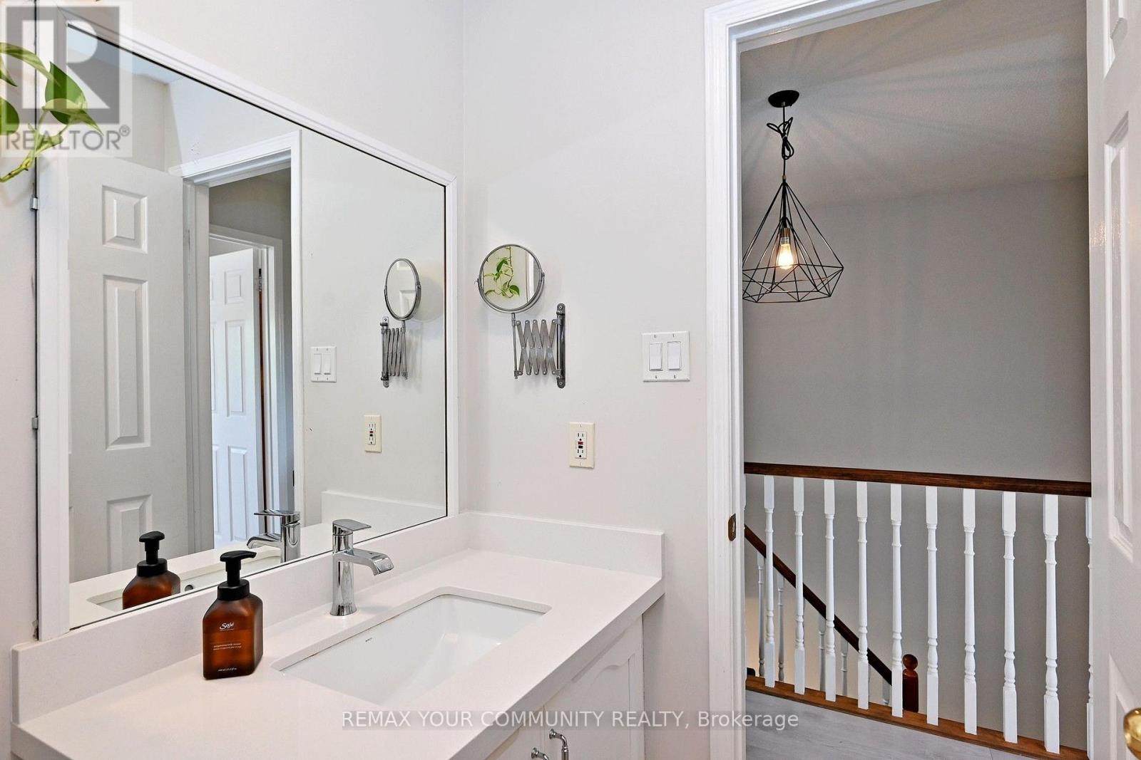 57 Hattie Court, Georgina, Ontario  L4P 3Z8 - Photo 33 - N13542646