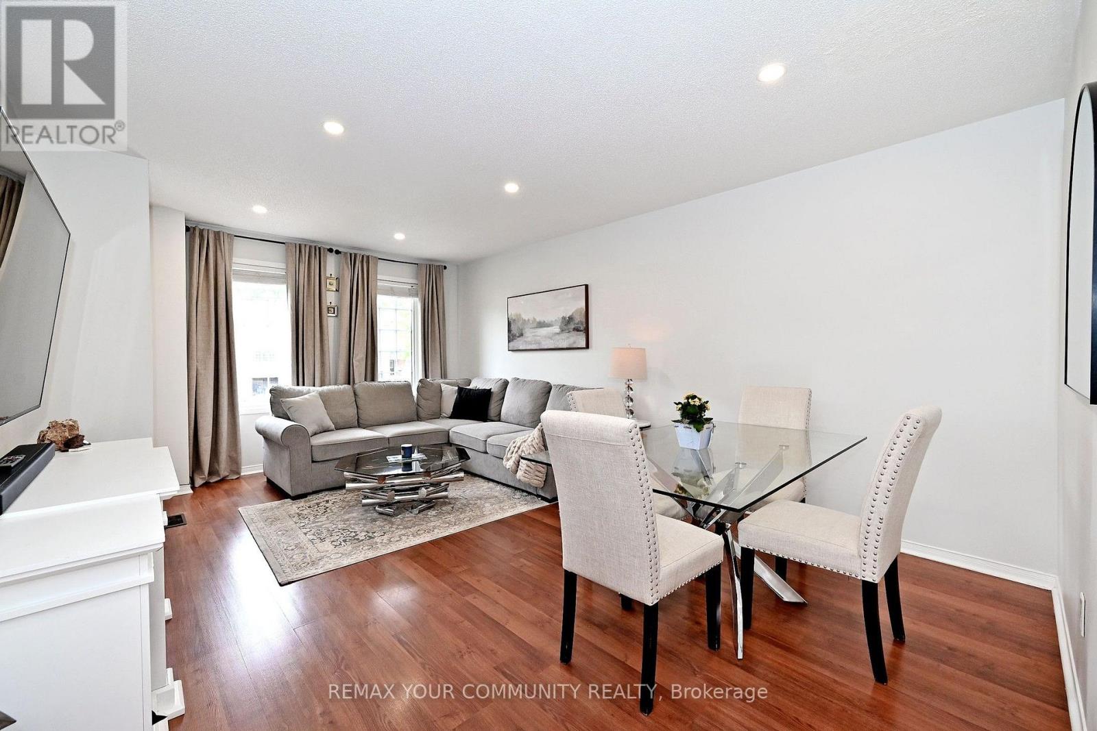 57 Hattie Court, Georgina, Ontario  L4P 3Z8 - Photo 7 - N13542646