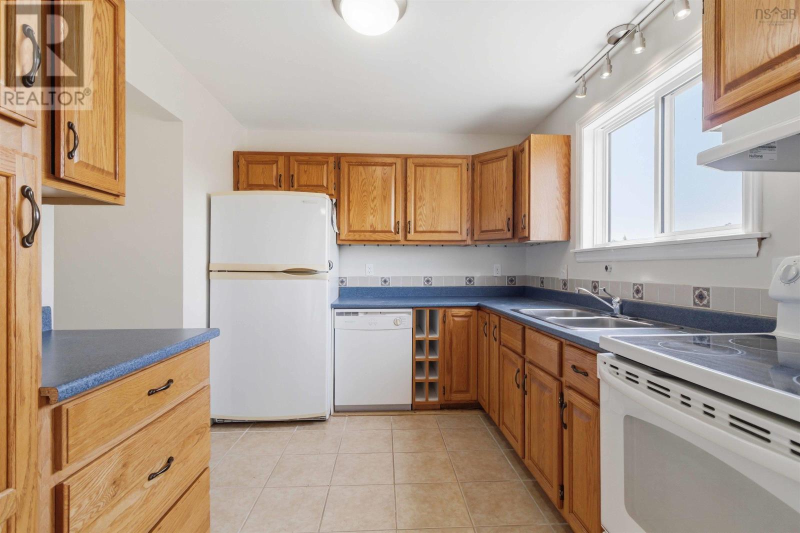 23 Roseway Court, Dartmouth, Nova Scotia B2W 5P5 - Photo 16 - 202617017