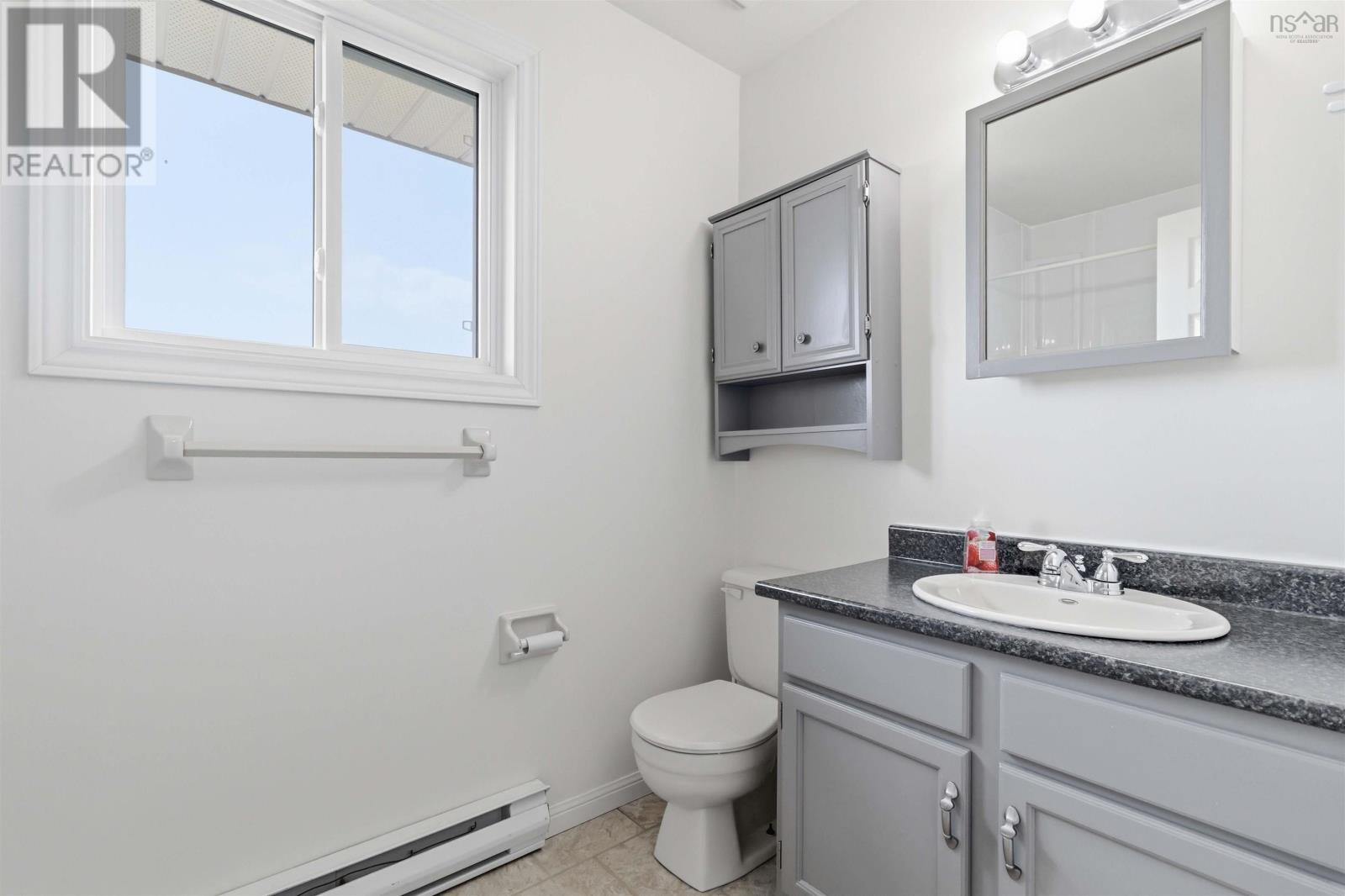 23 Roseway Court, Dartmouth, Nova Scotia B2W 5P5 - Photo 30 - 202617017