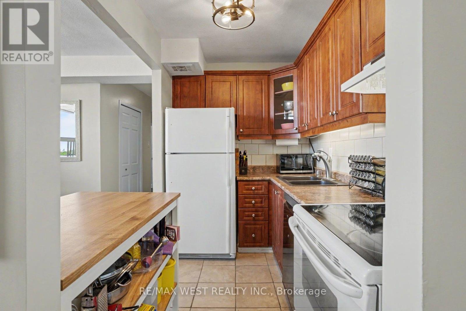 807 - 15 Nicklaus Drive, Hamilton, Ontario  L8K 5J5 - Photo 10 - X13542740