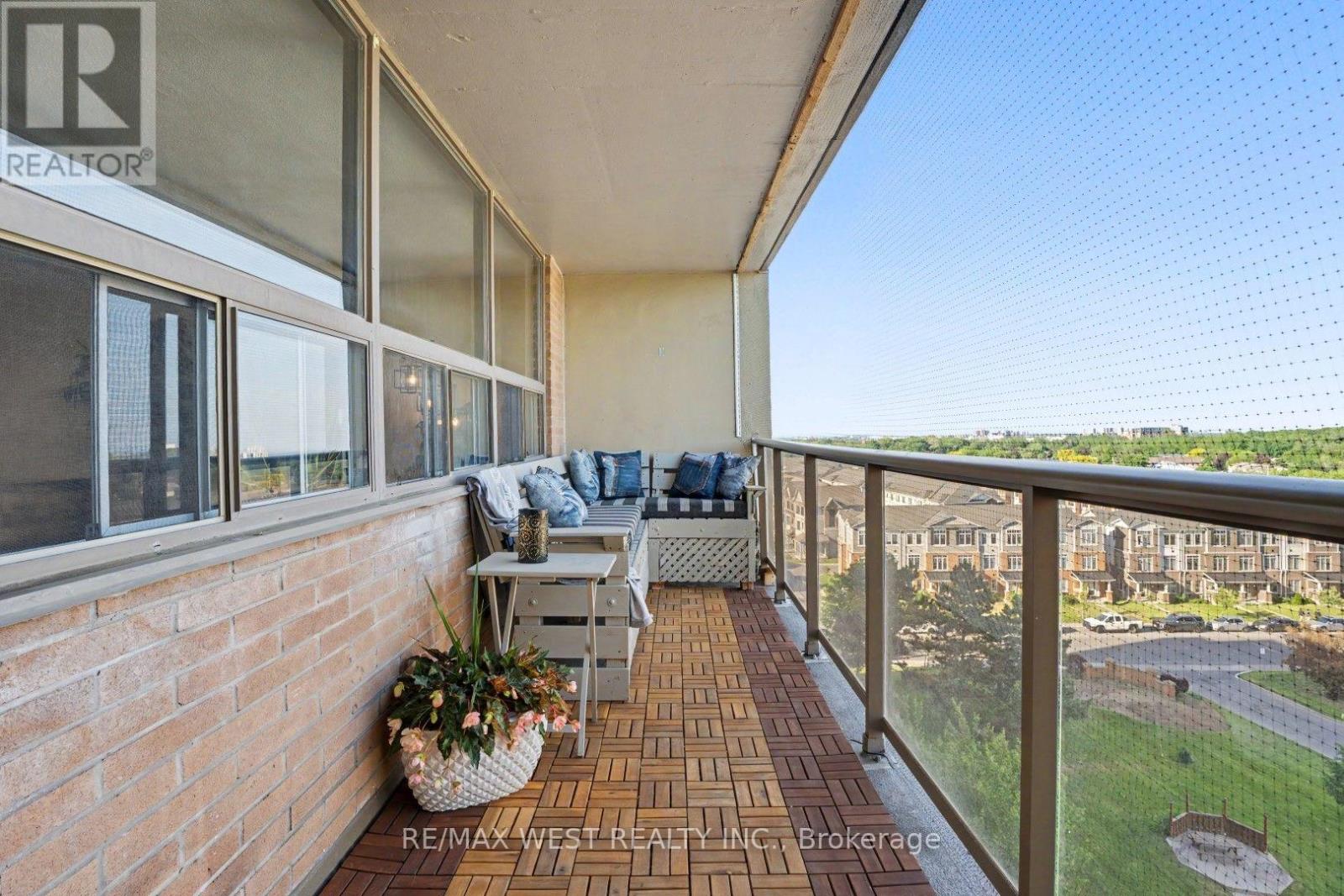 807 - 15 Nicklaus Drive, Hamilton, Ontario  L8K 5J5 - Photo 18 - X13542740