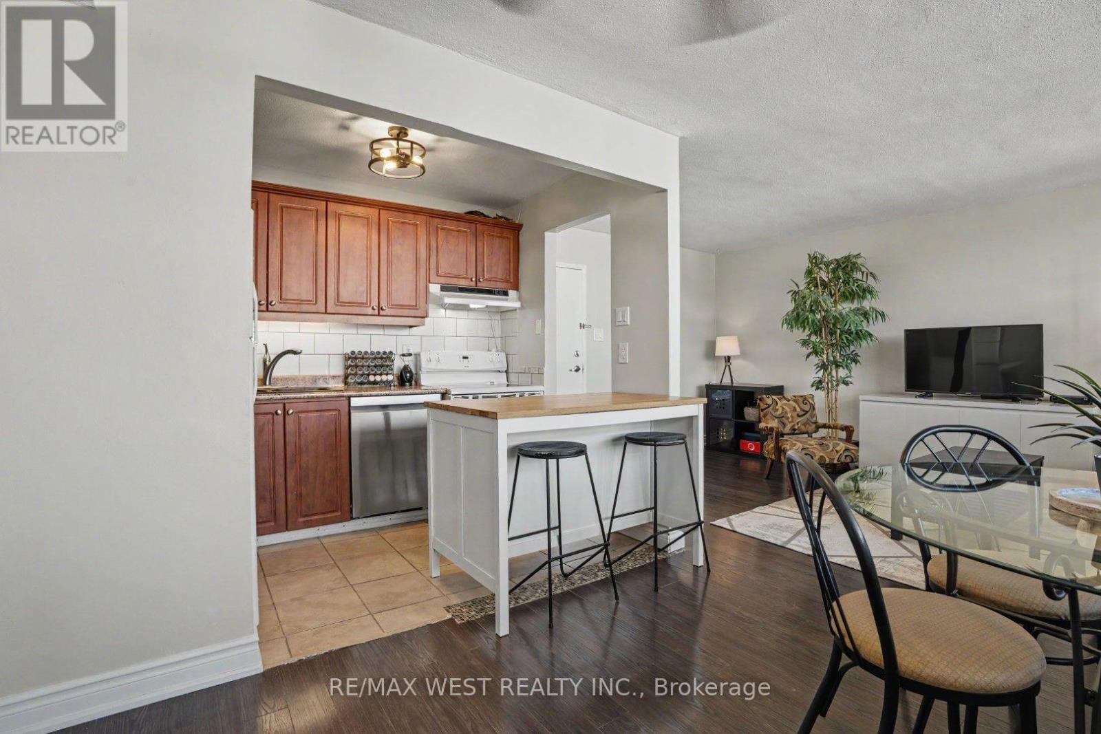 807 - 15 Nicklaus Drive, Hamilton, Ontario  L8K 5J5 - Photo 8 - X13542740
