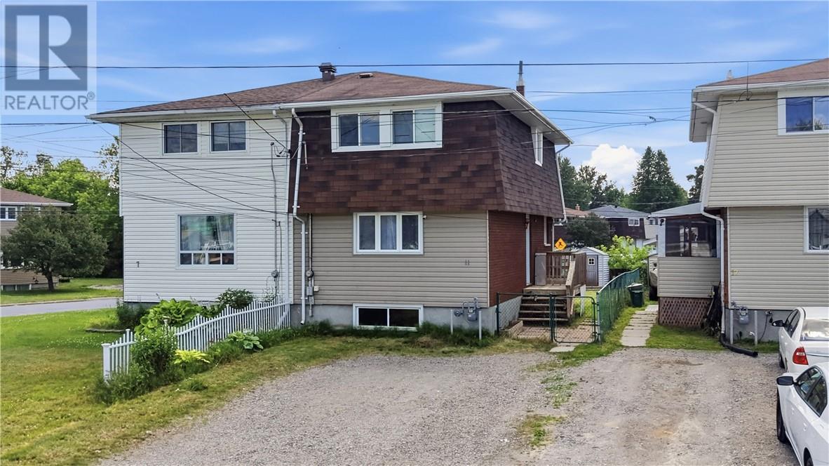 11 Goldie Street, Chelmsford, Ontario  P0M 1L0 - Photo 28 - 2129116