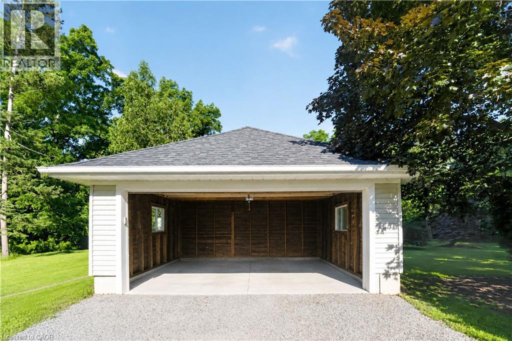 1629 Gregory Road, St. Catharines, Ontario  L2R 6P9 - Photo 15 - 40844732