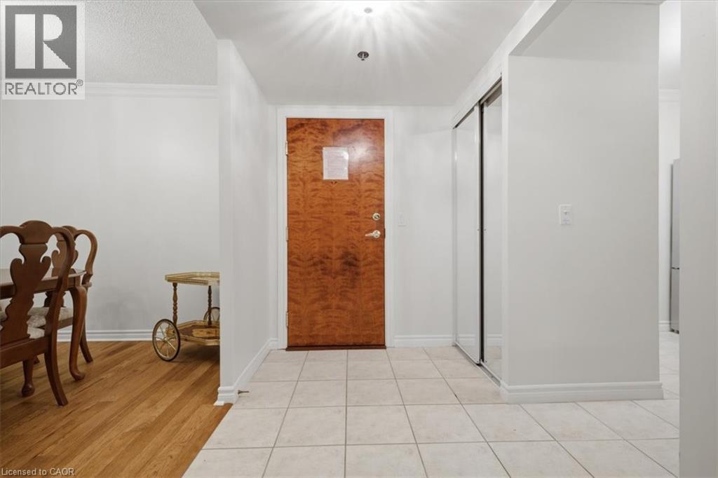 100 Burloak Drive Unit# 1207, Burlington, Ontario  L7L 6P6 - Photo 5 - 40844931