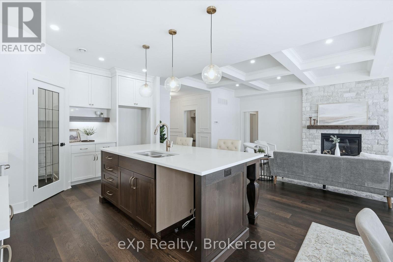1036 Walton Avenue N, North Perth, Ontario  N4W 3S2 - Photo 14 - X13536250