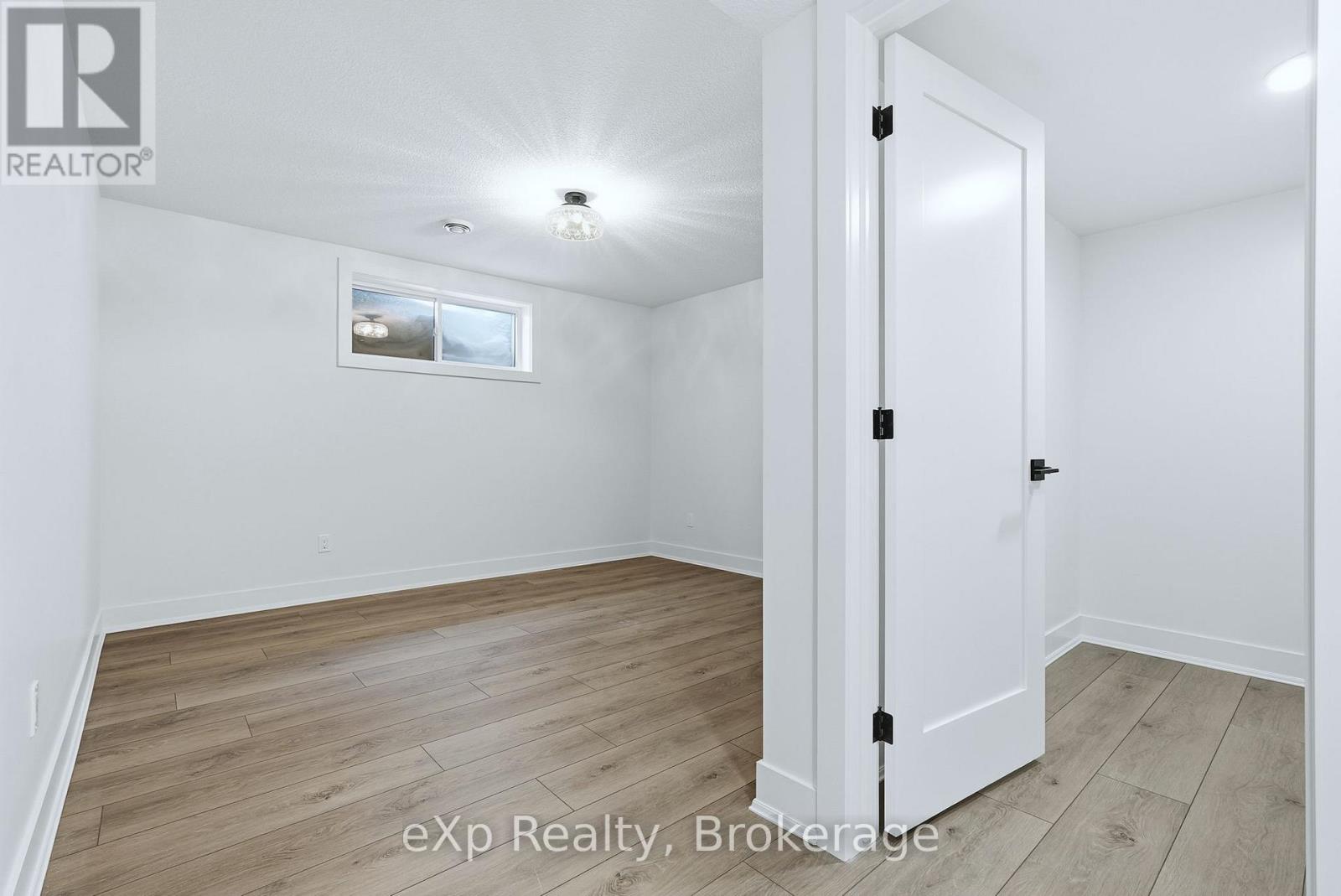 1036 Walton Avenue N, North Perth, Ontario  N4W 3S2 - Photo 33 - X13536250