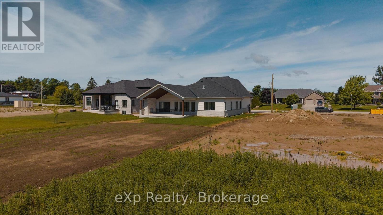 1036 Walton Avenue N, North Perth, Ontario  N4W 3S2 - Photo 37 - X13536250