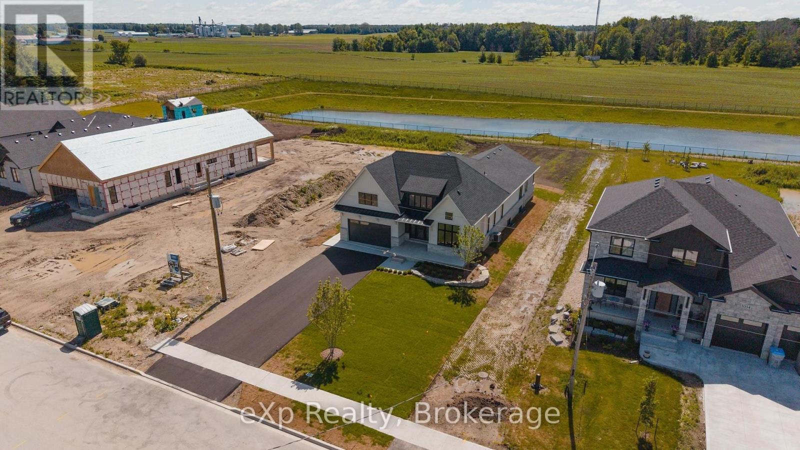 1036 Walton Avenue N, North Perth, Ontario  N4W 3S2 - Photo 38 - X13536250