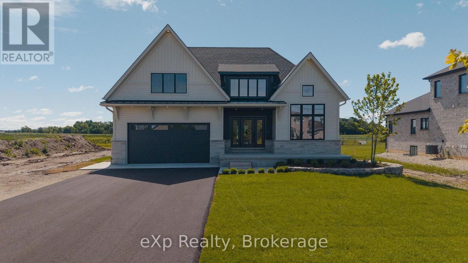 1036 Walton Avenue N, North Perth, Ontario  N4W 3S2 - Photo 4 - X13536250