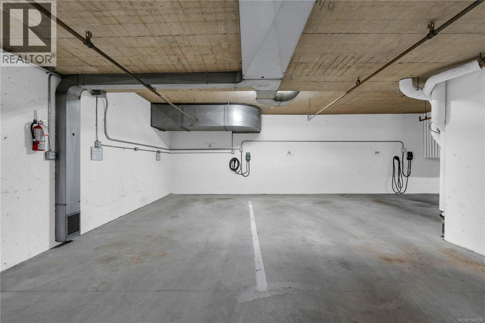 205 2125 Oak Bay Ave, Oak Bay, British Columbia  V8R 1E8 - Photo 24 - 1042730