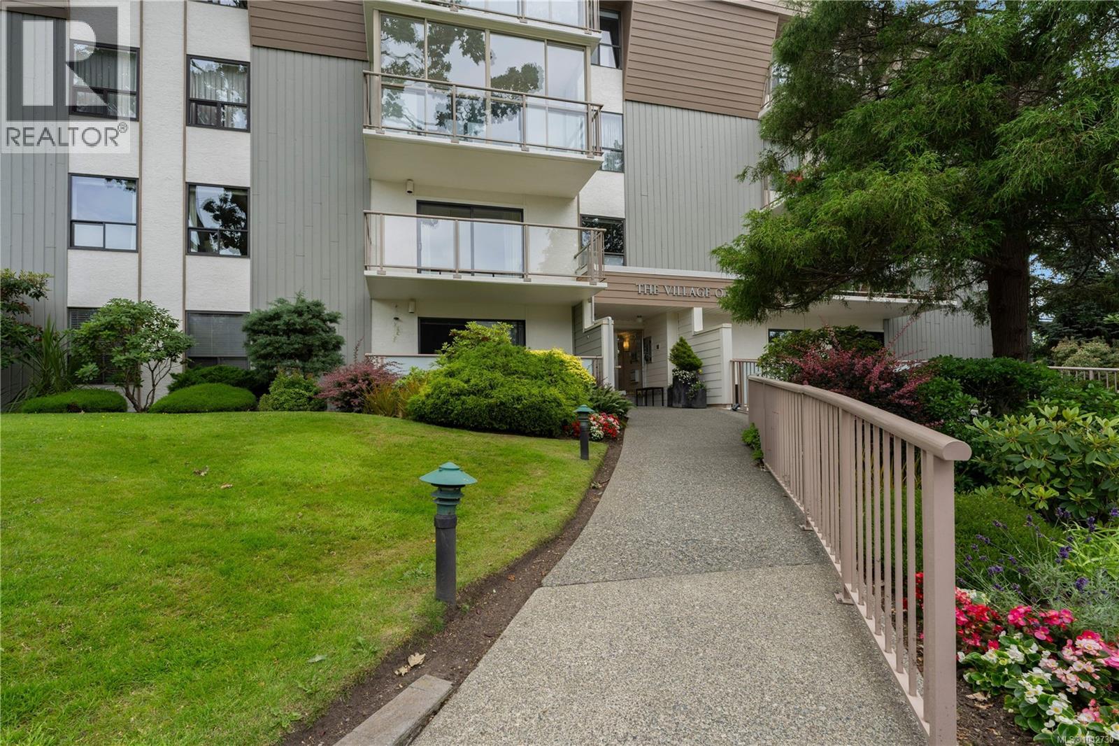 205 2125 Oak Bay Ave, Oak Bay, British Columbia  V8R 1E8 - Photo 25 - 1042730