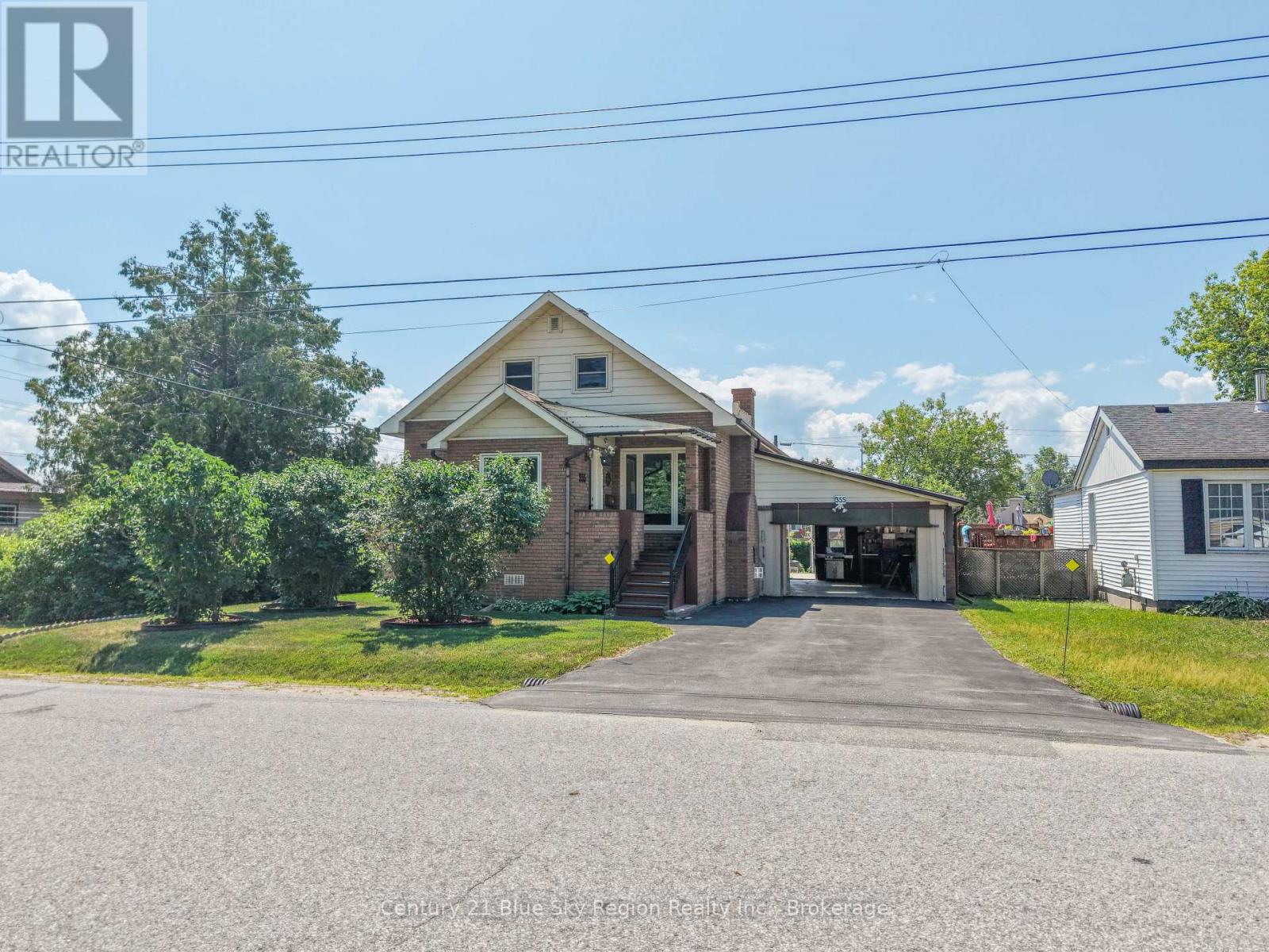 355 HUTCHESON AVENUE, North Bay (Central)