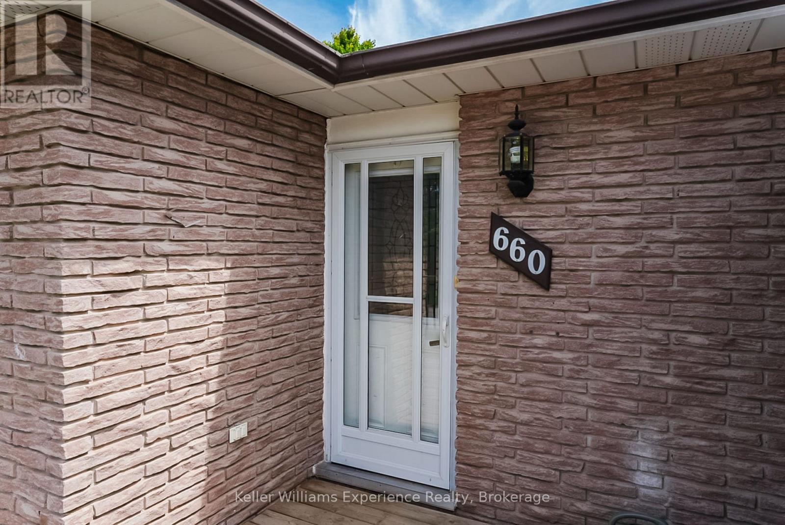 660 Harvey Avenue, Midland, Ontario  L4R 4S2 - Photo 4 - S13543220