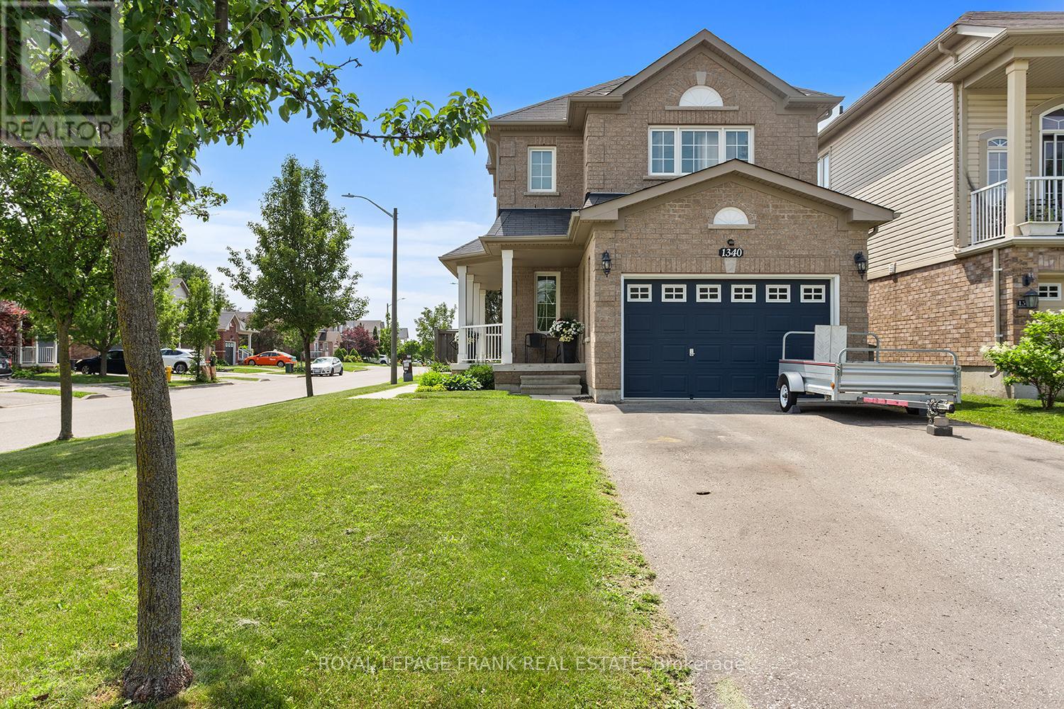1340 WADEBRIDGE CRESCENT, Oshawa, Ontario