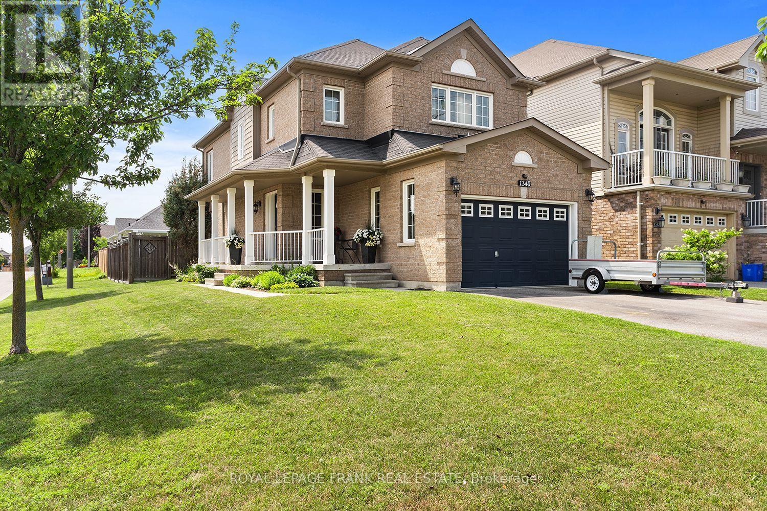 1340 Wadebridge Crescent, Oshawa, Ontario  L1K 3B2 - Photo 2 - E13542846