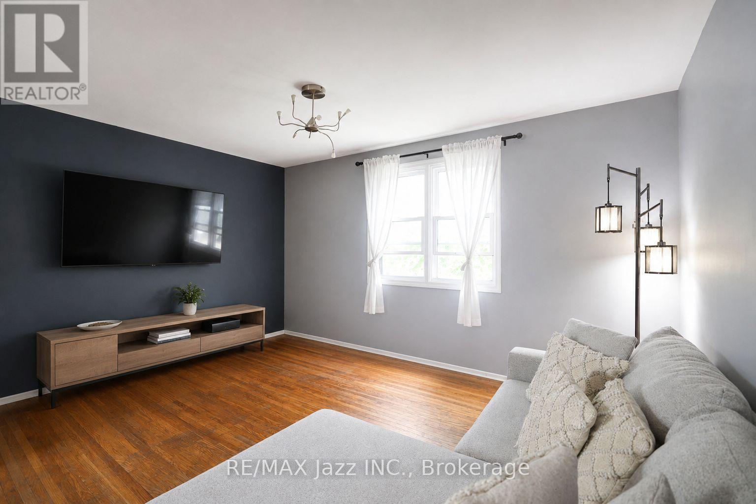 822 Modlin Road, Pickering, Ontario  L1W 1V5 - Photo 7 - E13542932