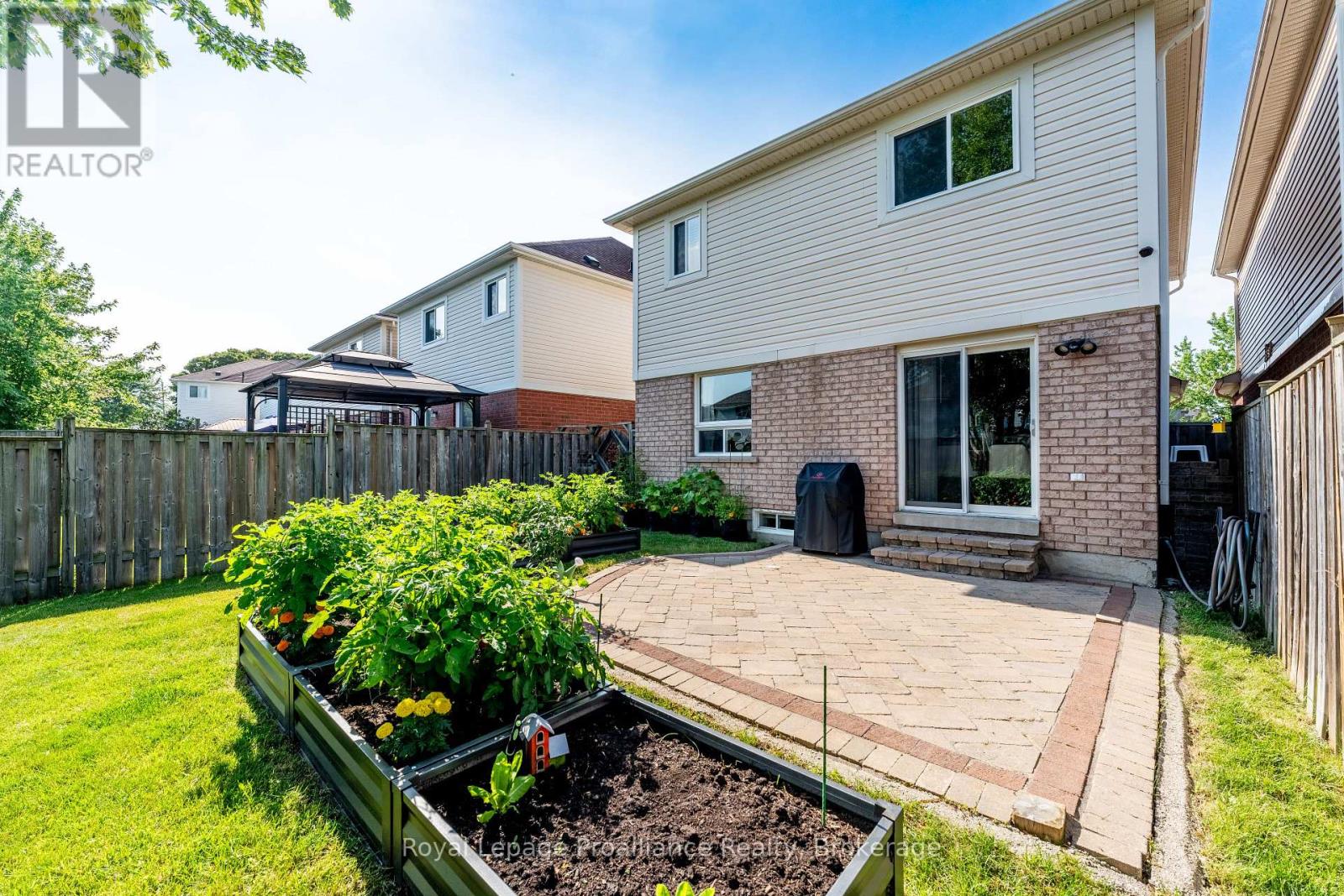 39 Courvier Crescent, Clarington, Ontario  L1C 0E7 - Photo 11 - E13543030