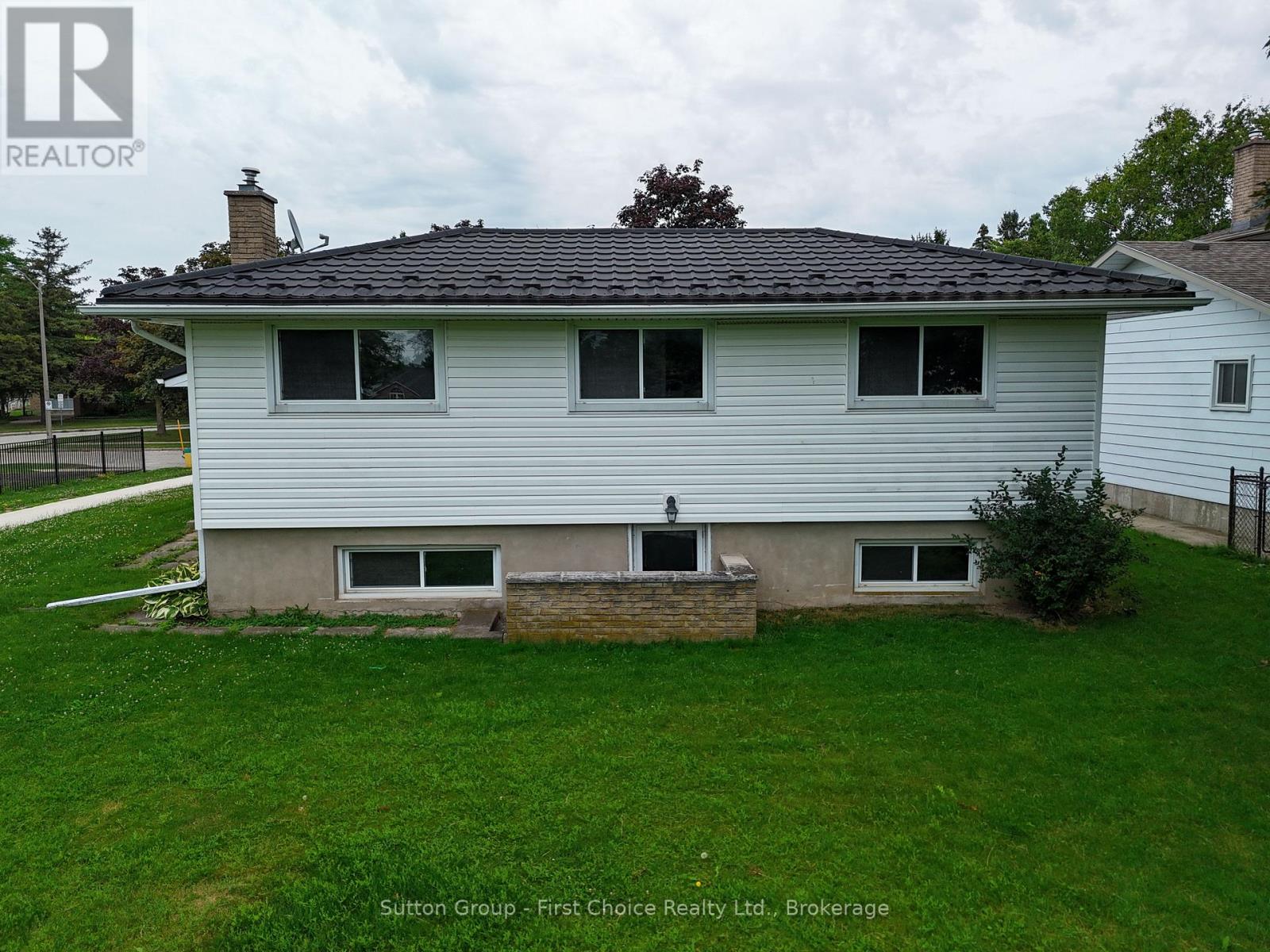 70 Bedford Drive, Stratford, Ontario  N5A 5J5 - Photo 25 - X13543062