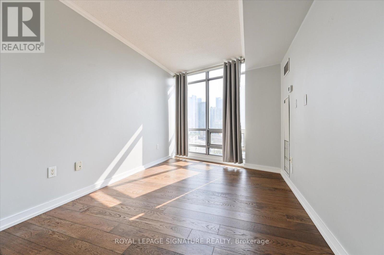1102 - 5 Mariner Terrace, Toronto, Ontario  M5V 3V6 - Photo 18 - C13542896
