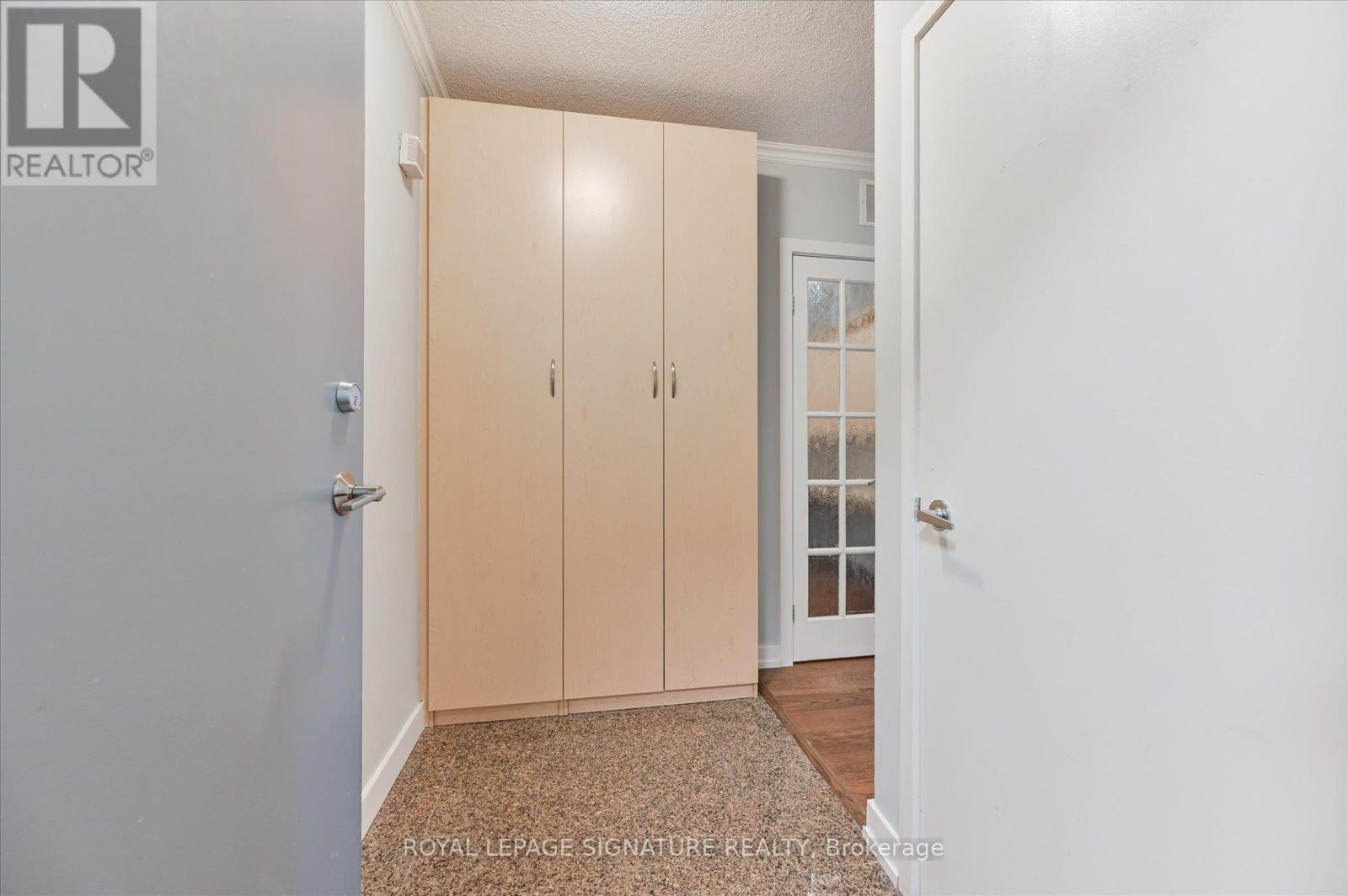 1102 - 5 Mariner Terrace, Toronto, Ontario  M5V 3V6 - Photo 4 - C13542896