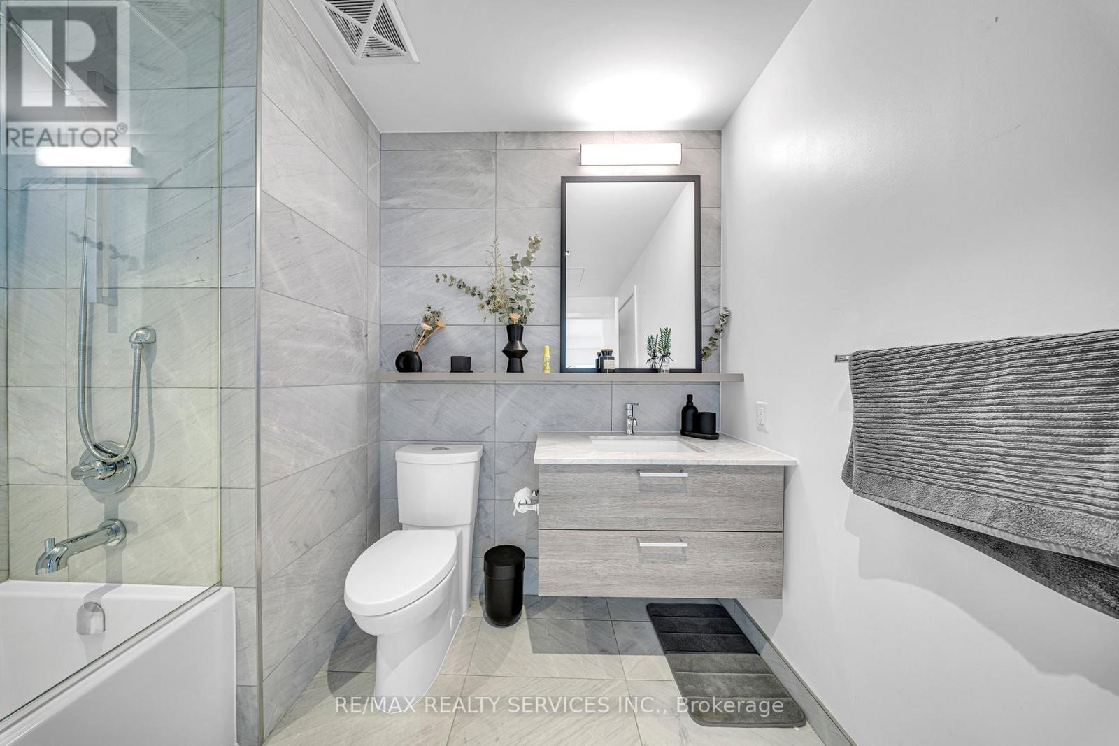 1404 - 501 Adelaide Street W, Toronto, Ontario  M5V 0R3 - Photo 13 - C13542926