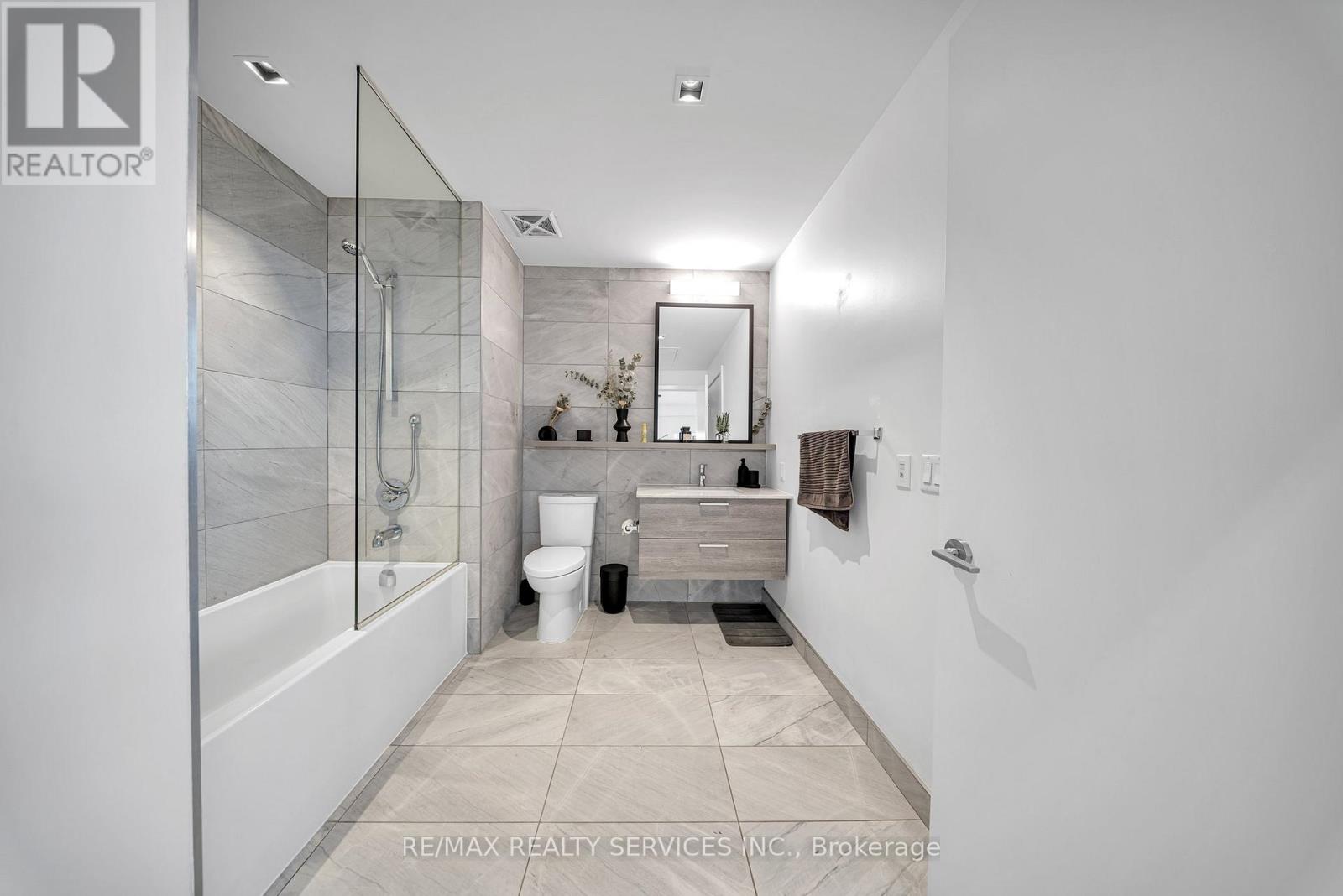 1404 - 501 Adelaide Street W, Toronto, Ontario  M5V 0R3 - Photo 14 - C13542926