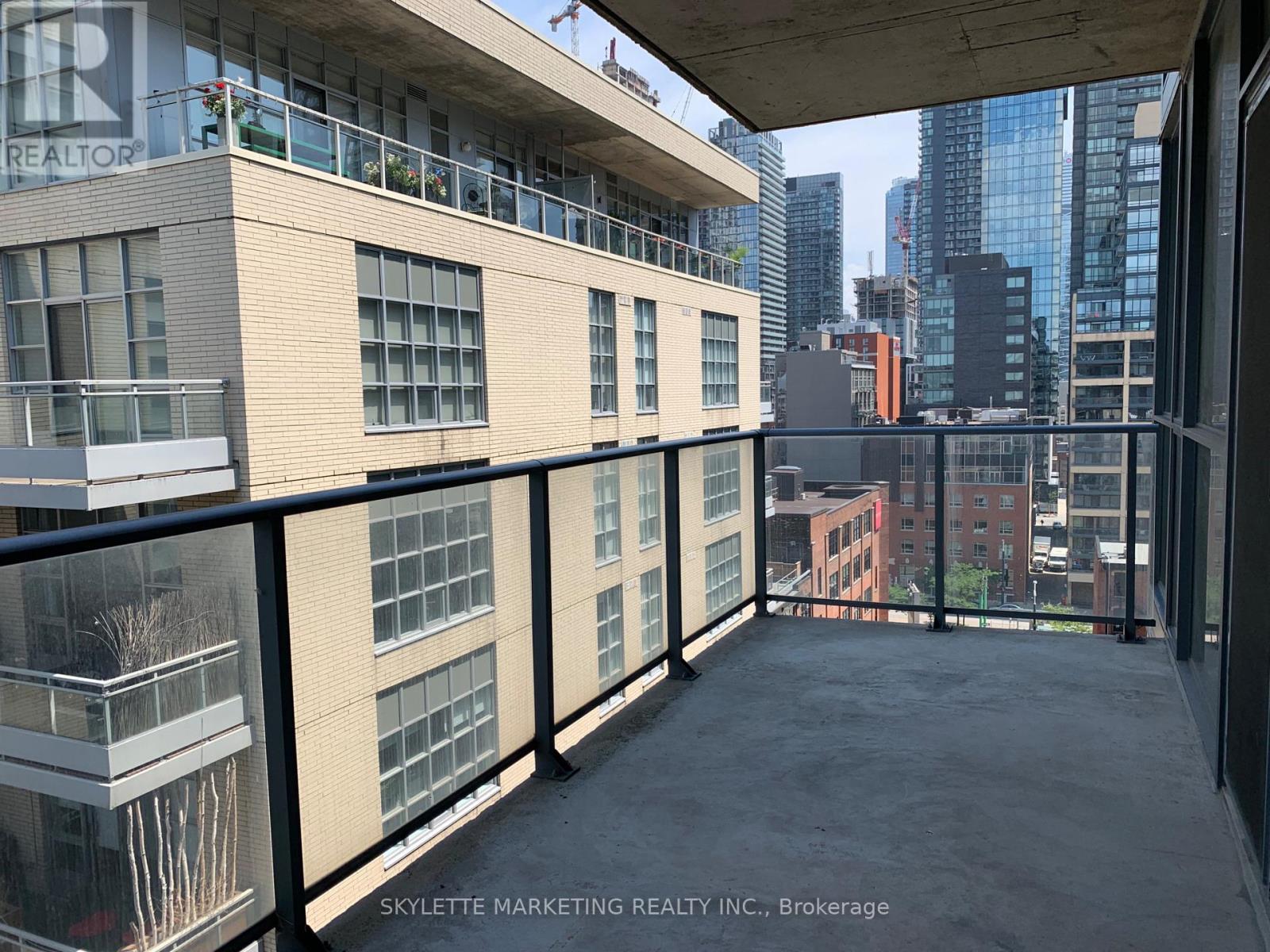 1017 - 478 King Street W, Toronto, Ontario  M5V 0A8 - Photo 10 - C13542990