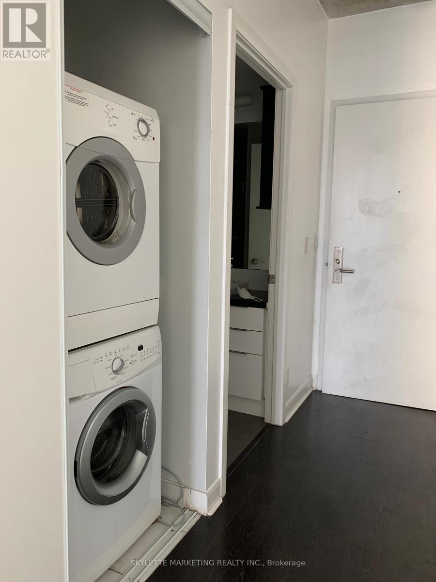 1017 - 478 King Street W, Toronto, Ontario  M5V 0A8 - Photo 12 - C13542990