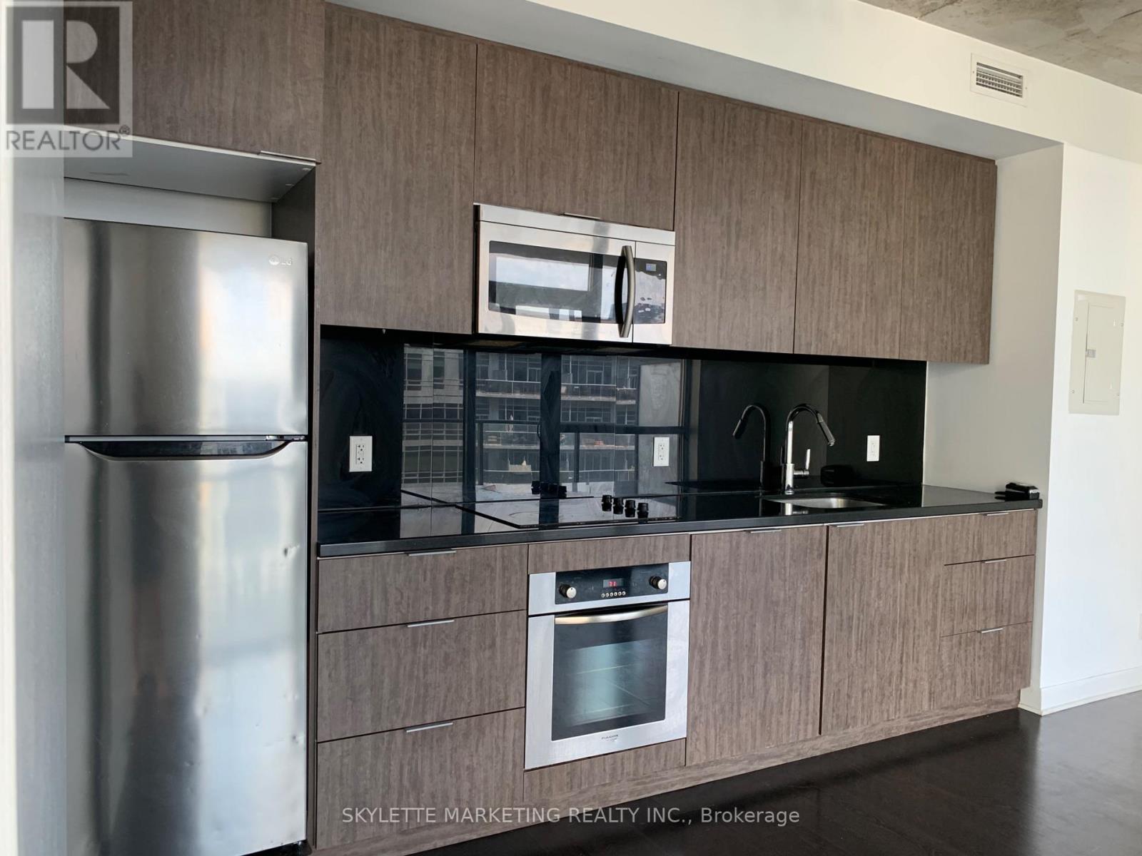 1017 - 478 King Street W, Toronto, Ontario  M5V 0A8 - Photo 7 - C13542990