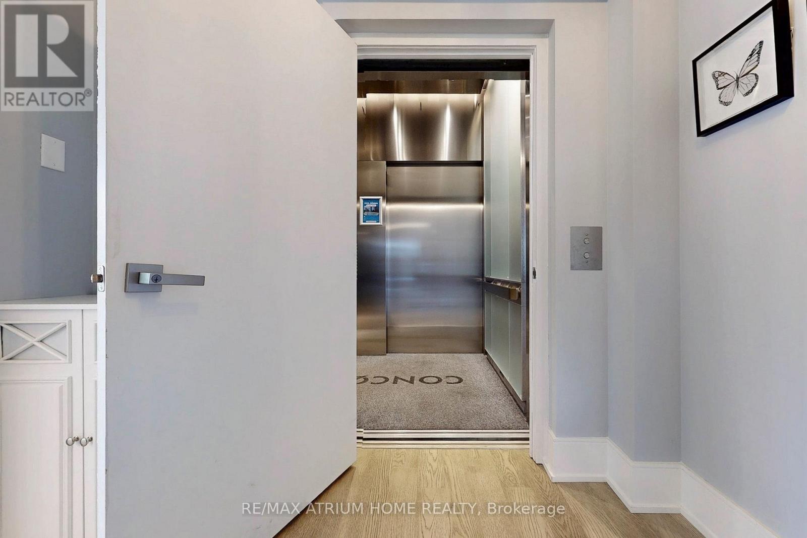 715 - 1 Gloucester Street, Toronto, Ontario  M4Y 0C7 - Photo 4 - C13543148