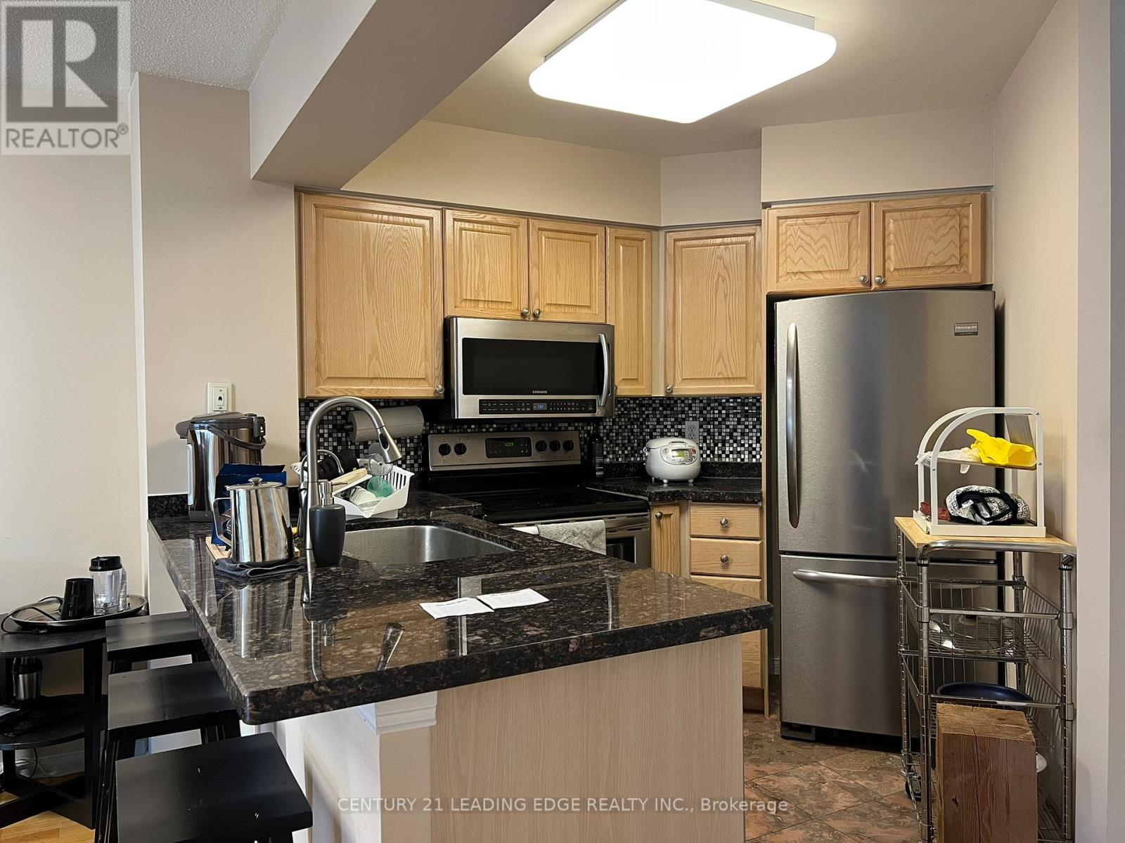 805 - 750 Bay Street, Toronto, Ontario M5G 1N6 - Photo 5 - C13543238