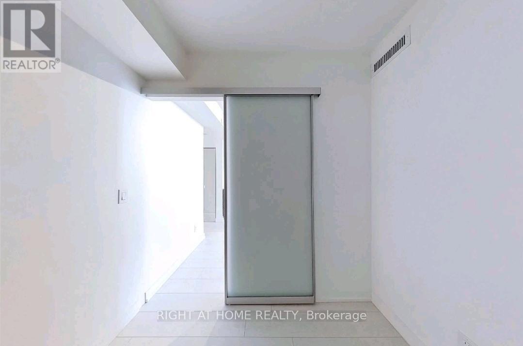 Ph11 - 19 Western Battery Road, Toronto, Ontario  M6K 0E3 - Photo 18 - C13543240