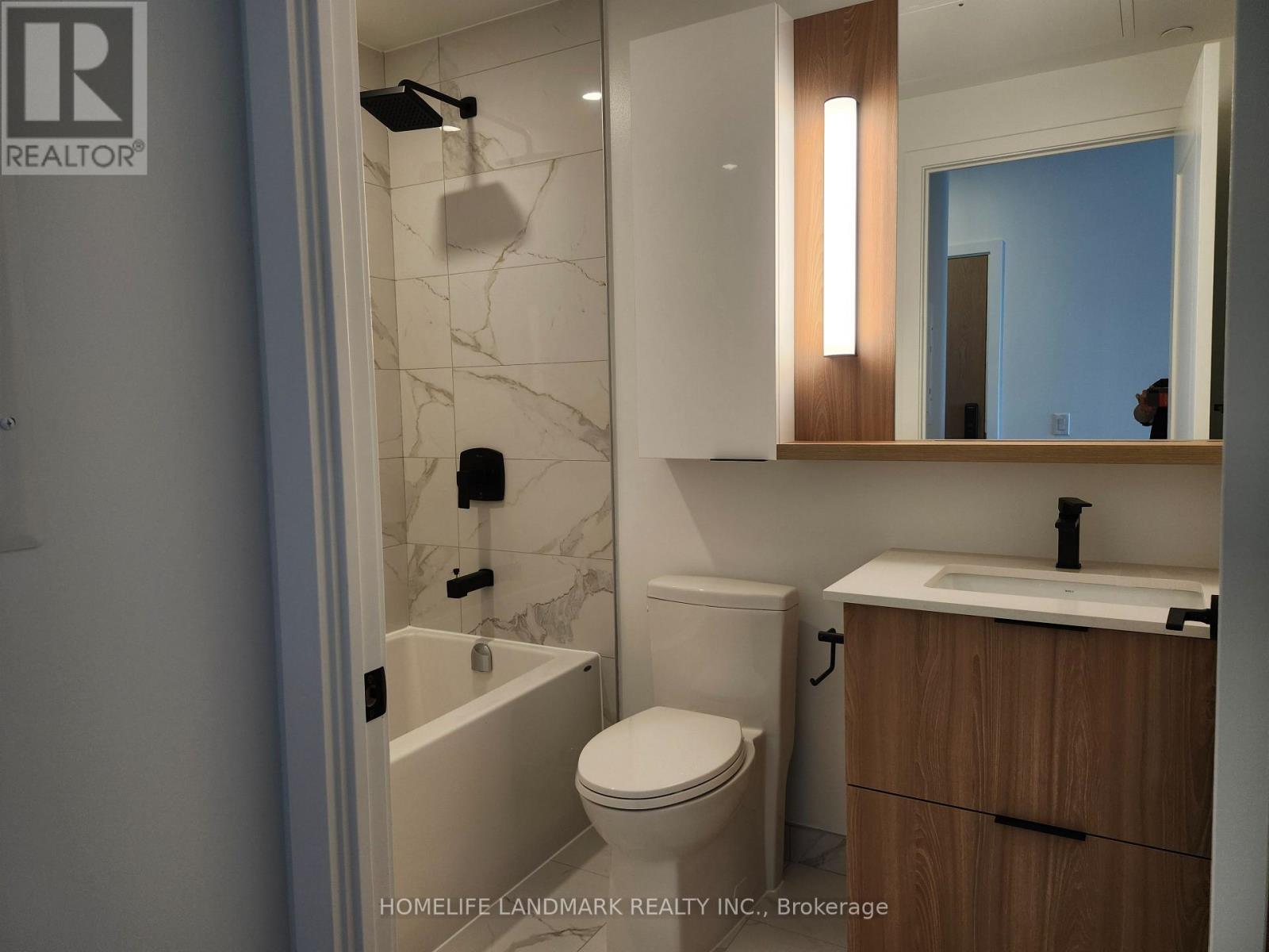 2307 - 5 Defries Street, Toronto, Ontario  M5A 0W7 - Photo 4 - C13543256