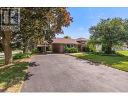 168 ADELAIDE STREET N, Kawartha Lakes, Ontario