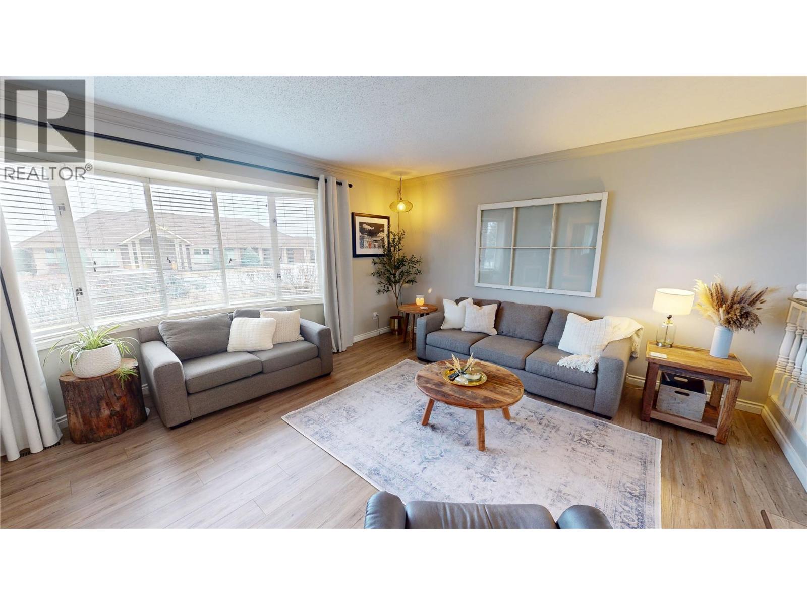 2211 9th Street S, Cranbrook, British Columbia  V1C 6Y7 - Photo 5 - 10394095