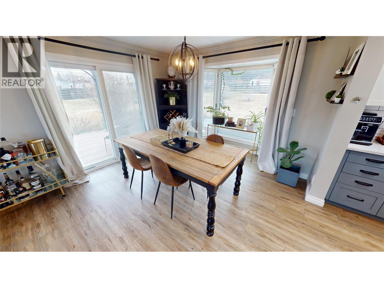 2211 9th Street S, Cranbrook, British Columbia  V1C 6Y7 - Photo 9 - 10394095