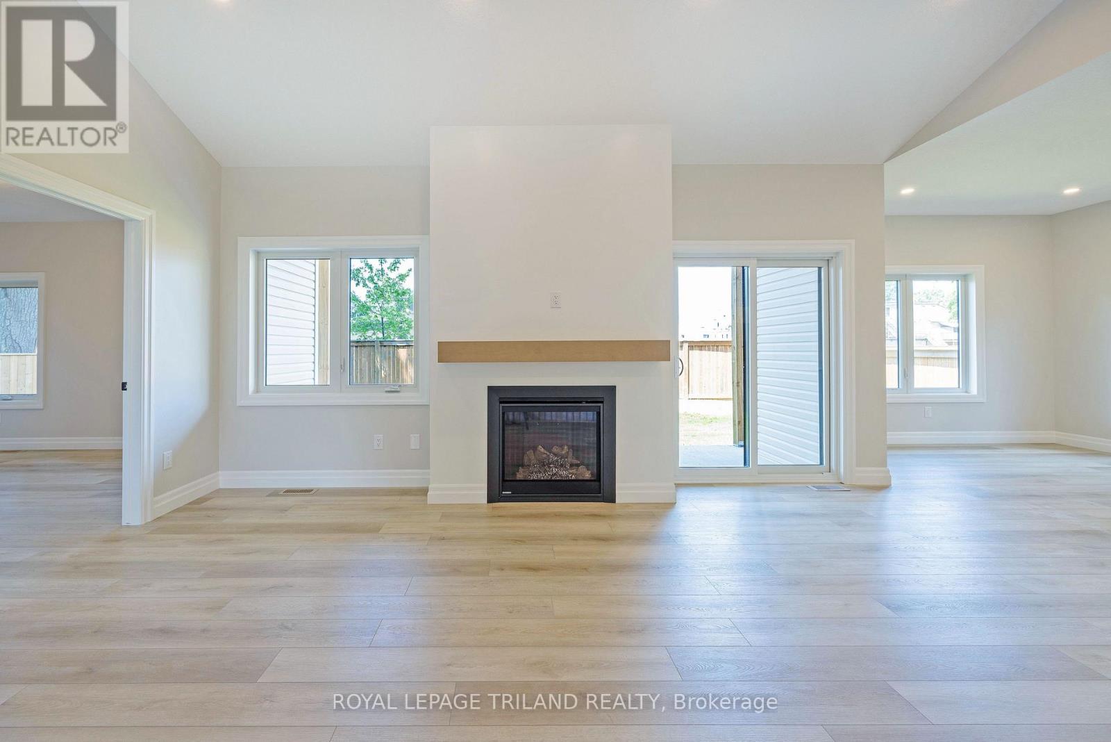 193 Catherine Street, North Middlesex, Ontario  N0M 2K0 - Photo 6 - X13543232
