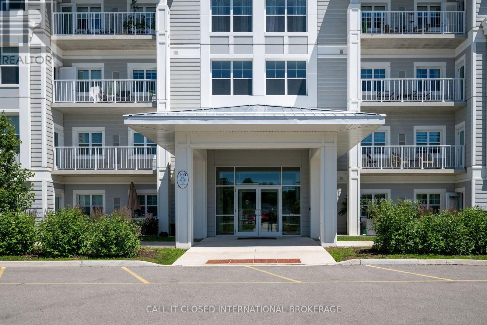 211 - 100 The Promenade, Central Elgin, Ontario  N5L 0B7 - Photo 2 - X13543246