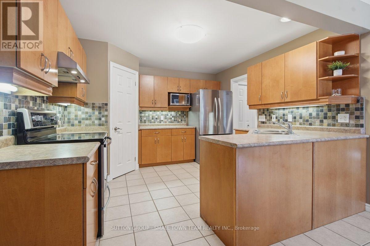1129 South Wenige Drive, London North, Ontario  N5X 4G5 - Photo 12 - X13543270
