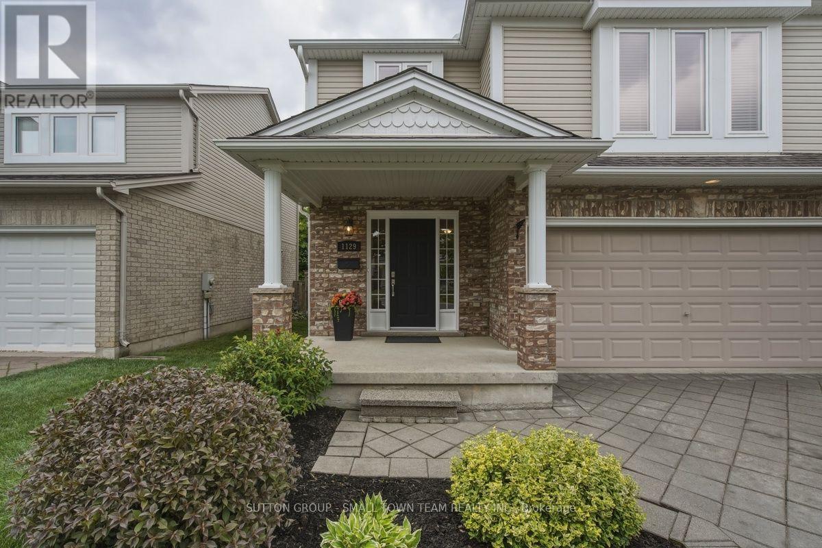 1129 South Wenige Drive, London North, Ontario  N5X 4G5 - Photo 3 - X13543270