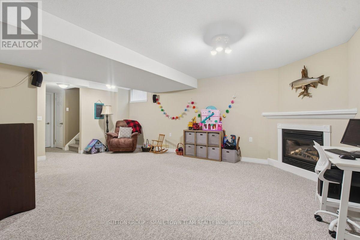 1129 South Wenige Drive, London North, Ontario  N5X 4G5 - Photo 32 - X13543270