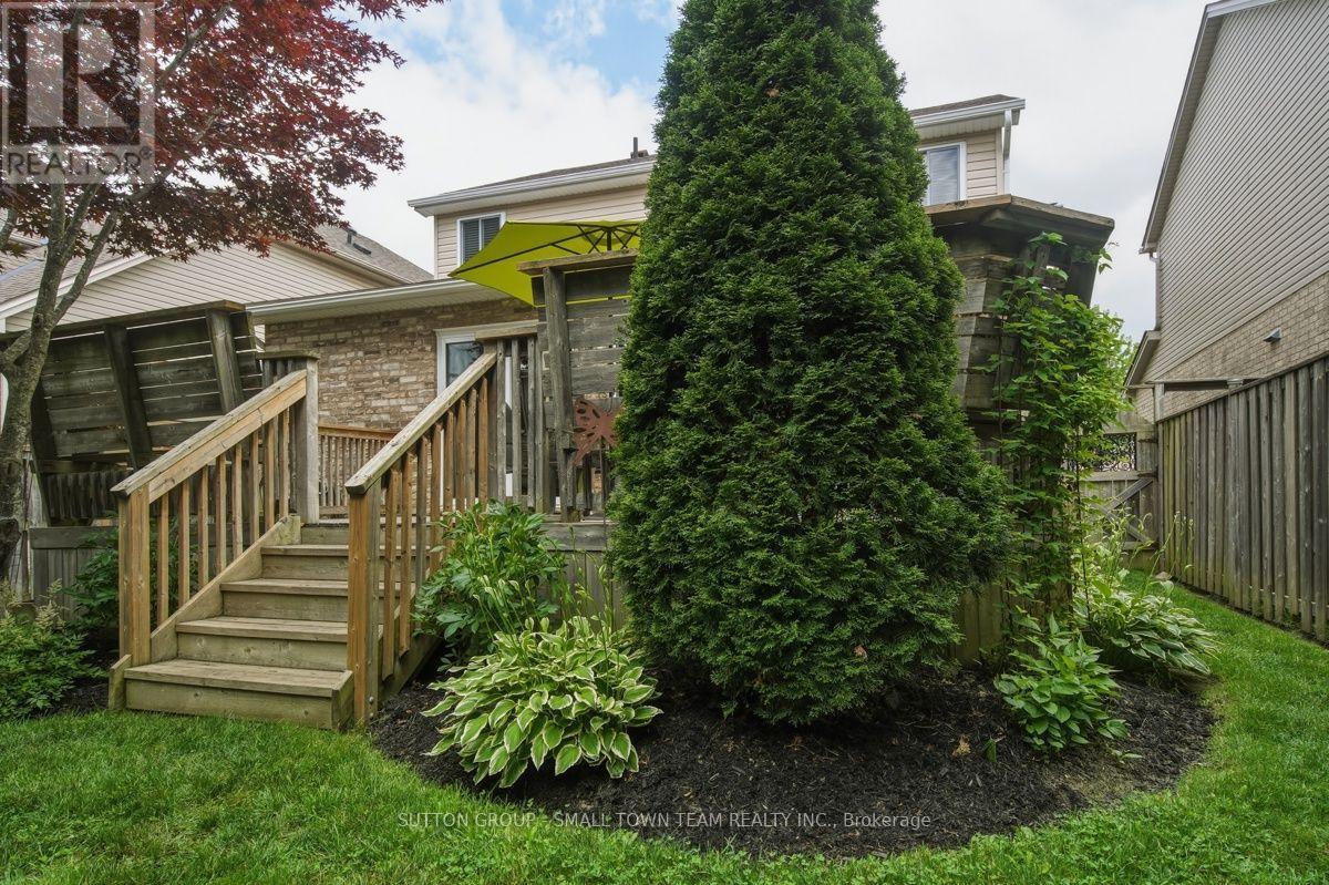 1129 South Wenige Drive, London North, Ontario  N5X 4G5 - Photo 47 - X13543270