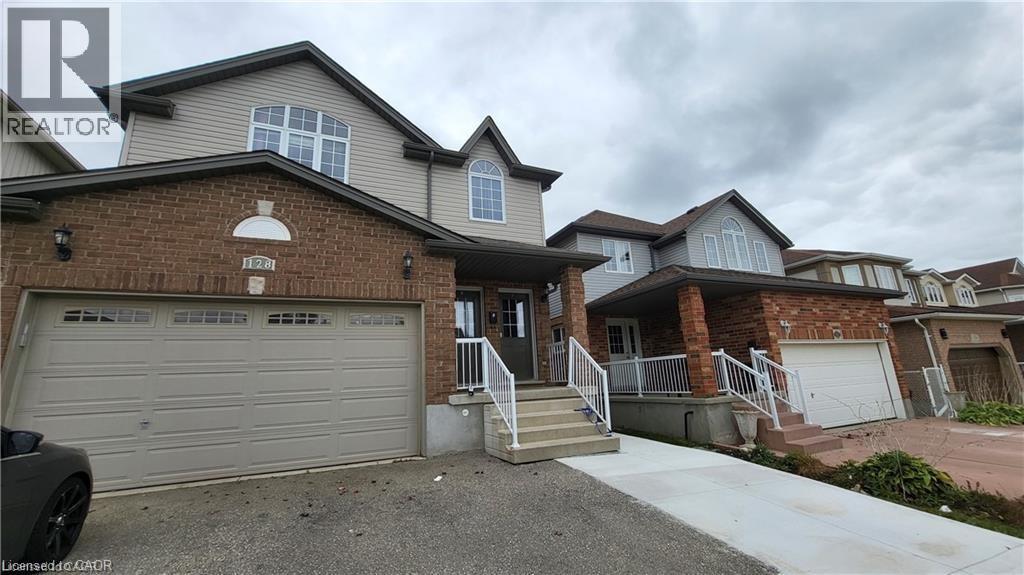128 Udvari Crescent Unit# A, Kitchener, Ontario  N2N 3P6 - Photo 1 - 40845823